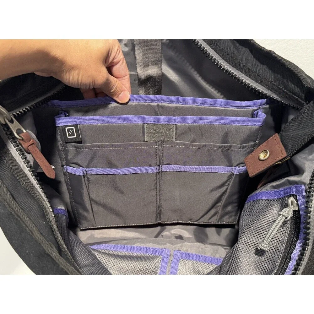 MERRELL Dayender 2 Duffel Tote Bag Black Water Resistant Laptop Pocket Zipper